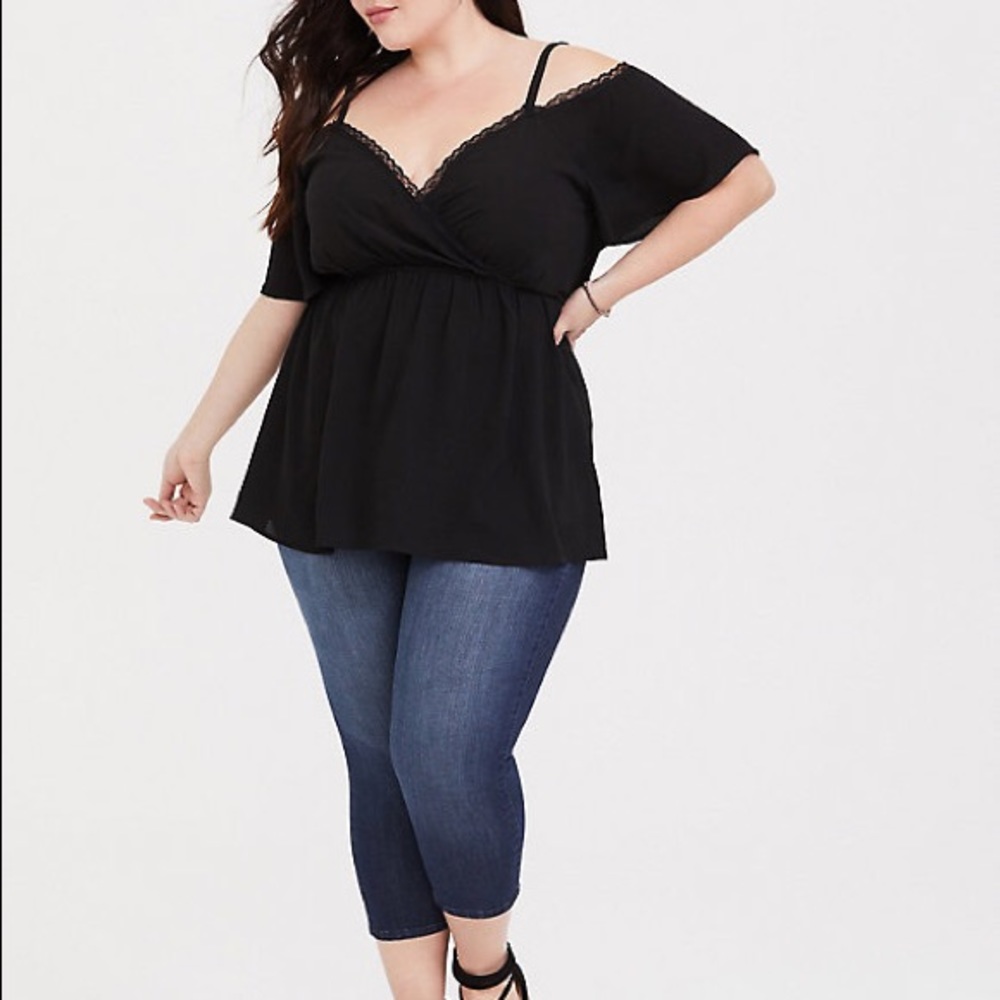 Torrid - LACE TRIMMED COLD SHOULDER SURPLICE TOP